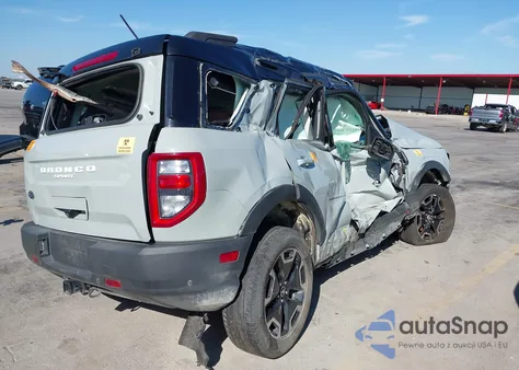 2021 Ford Bronco Sport Outer Banks z USA, uszkodzony, nr VIN 3FMCR9C62MRA63920